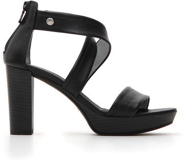 Nerogiardini leren pump €129,95