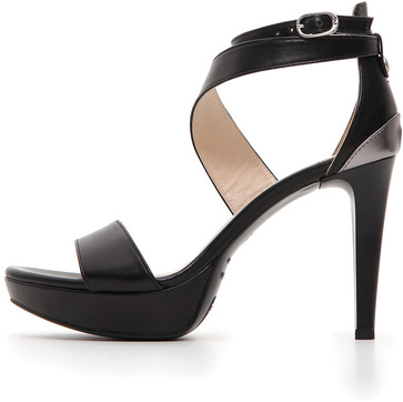 Nerogiardini leren pump €159,95